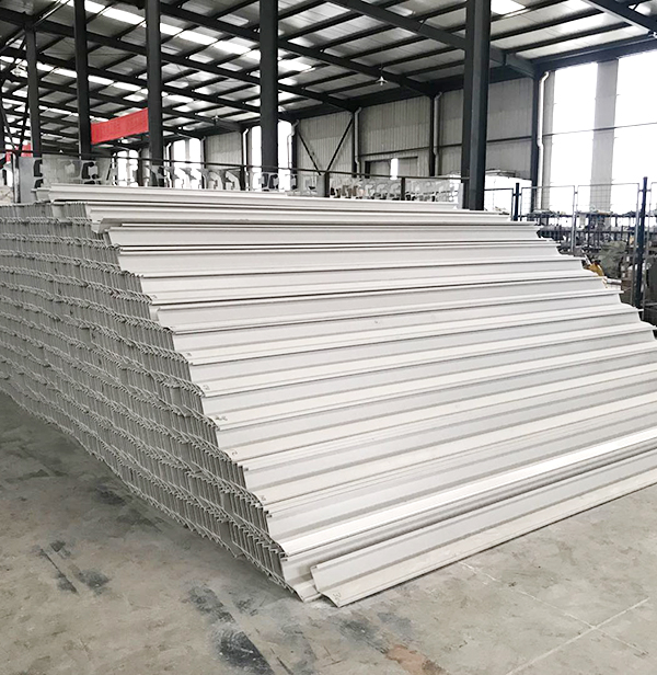 肉雞專用PVC食槽 肉雞專用PVC食槽